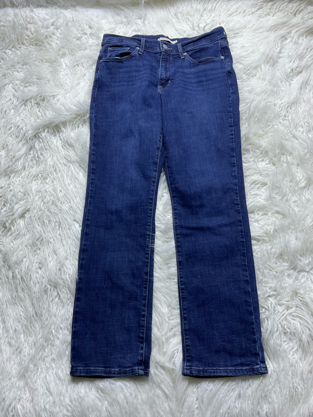 Levi’s Classic Straight Fit‎ Women's Jeans in Dark Horse